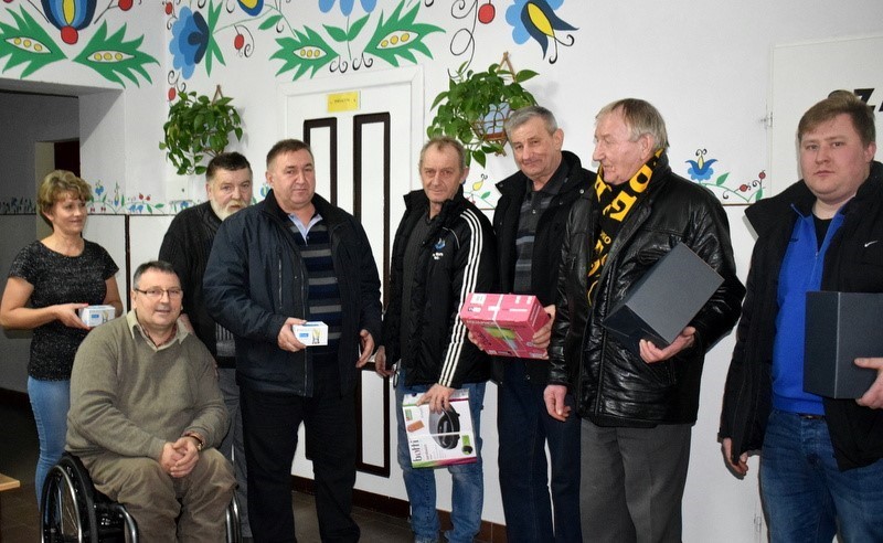 mojusz plotka
